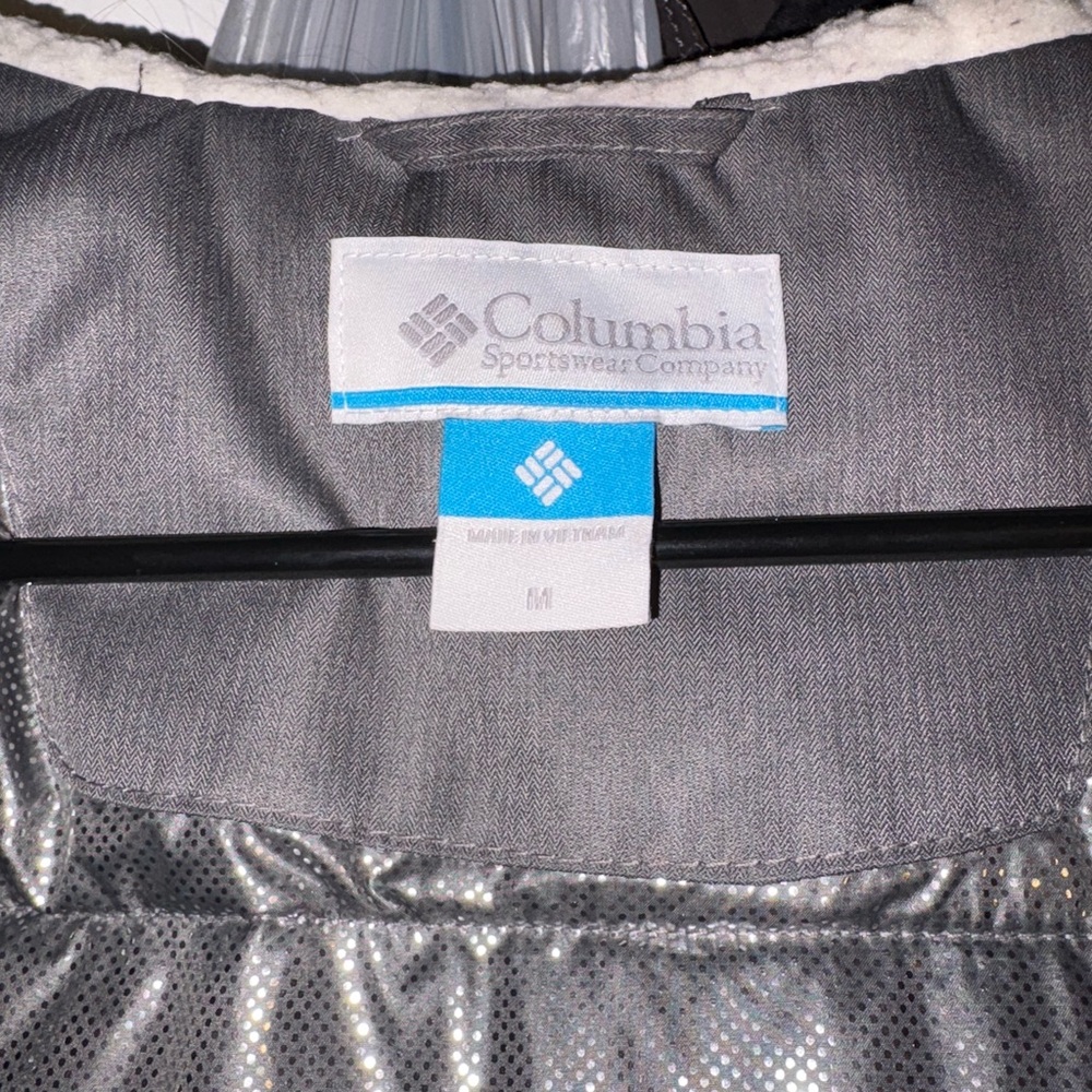 Columbia Metallic Gray Sportswear